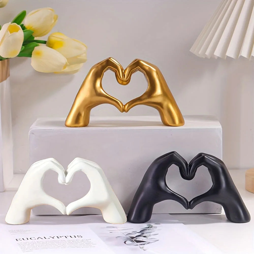 Resin Love Gesture Statues Sculptures Desktop Ornament