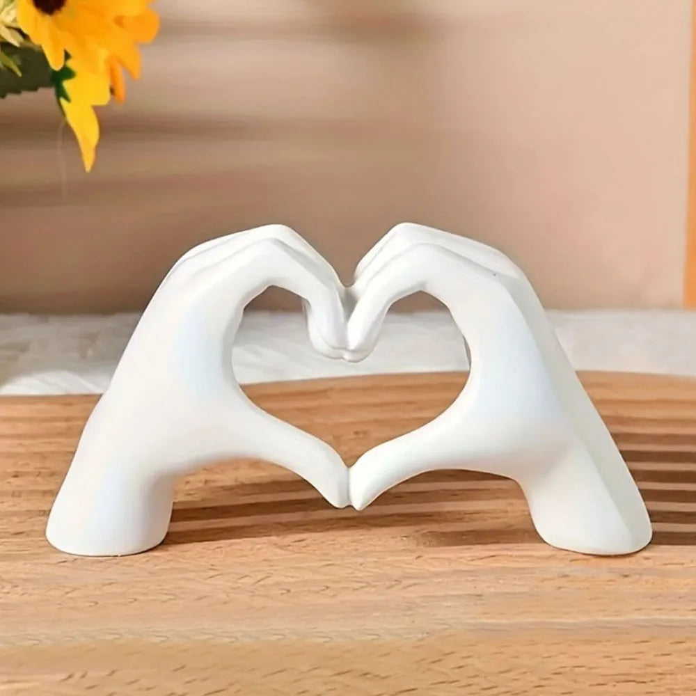 Resin Love Gesture Statues Sculptures Desktop Ornament